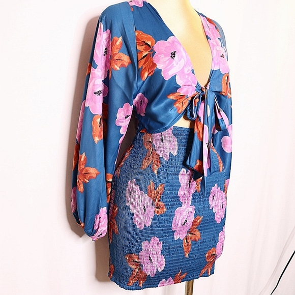 Free People Cassie Women Mini Dress Size SmalFloral V Neck Long Sleeve - Picture 3 of 11